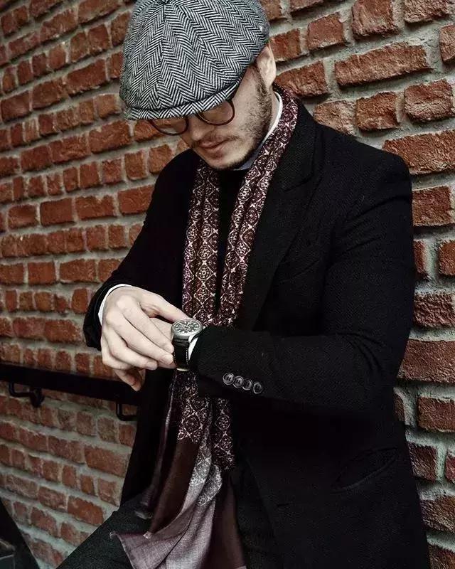 一道划痕抛光,一道划痕补漆