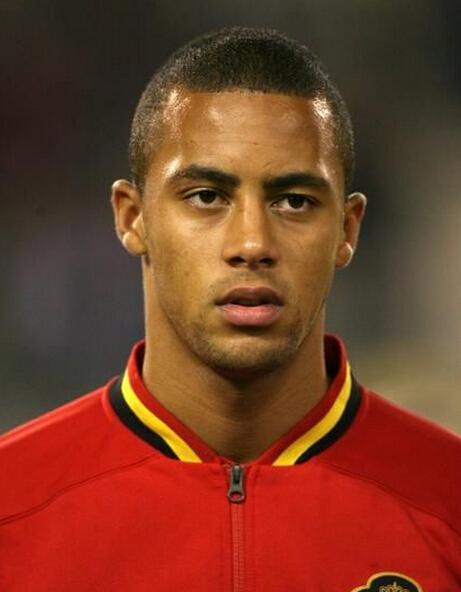 梅西被巴萨扫地出门去了哪里,梅西被巴萨扫地出门原视频