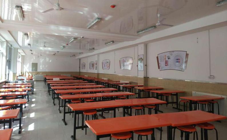 2020全景看高中丨大十二，教给我爱，教给我向上成长的勇气和力量