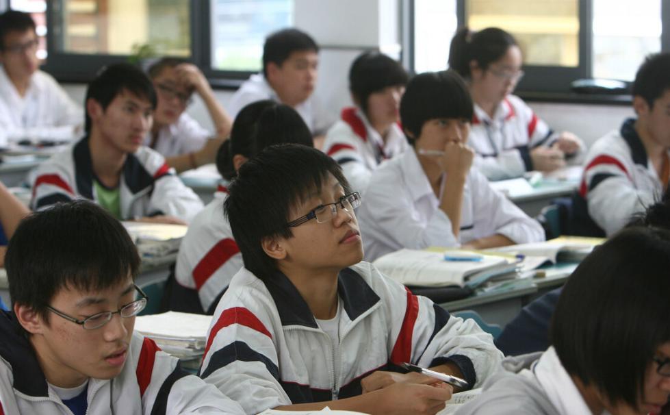 职高生与普通高中生的差距,高中生和职高生的区别