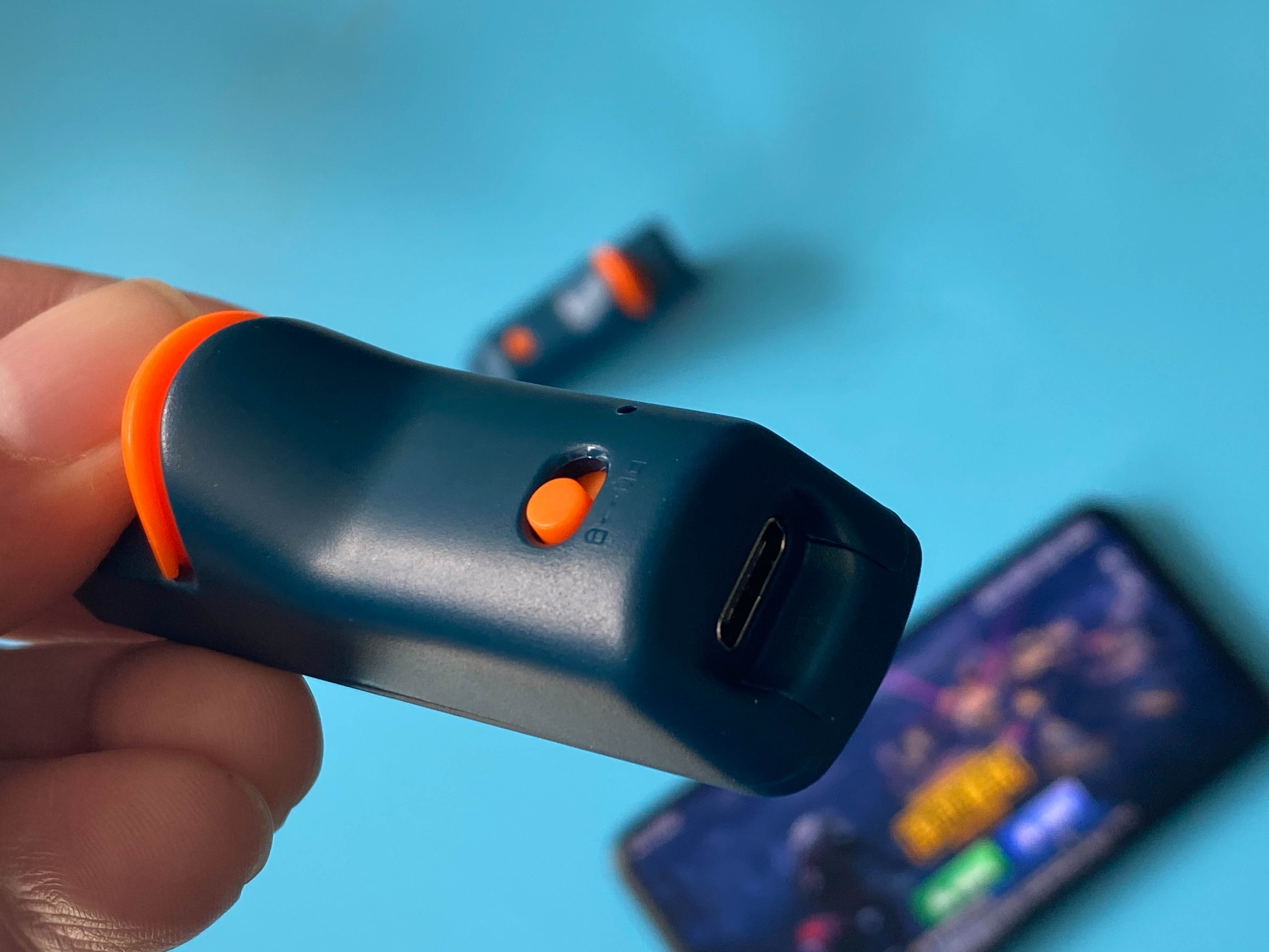 吃鸡按键设置四指教学,开黑吃鸡神器北通j1上手体验