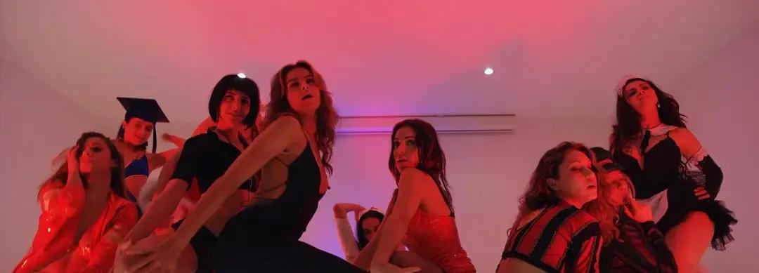 果然爱拼才会赢：拼一拼，装一装就能山鸡变凤凰