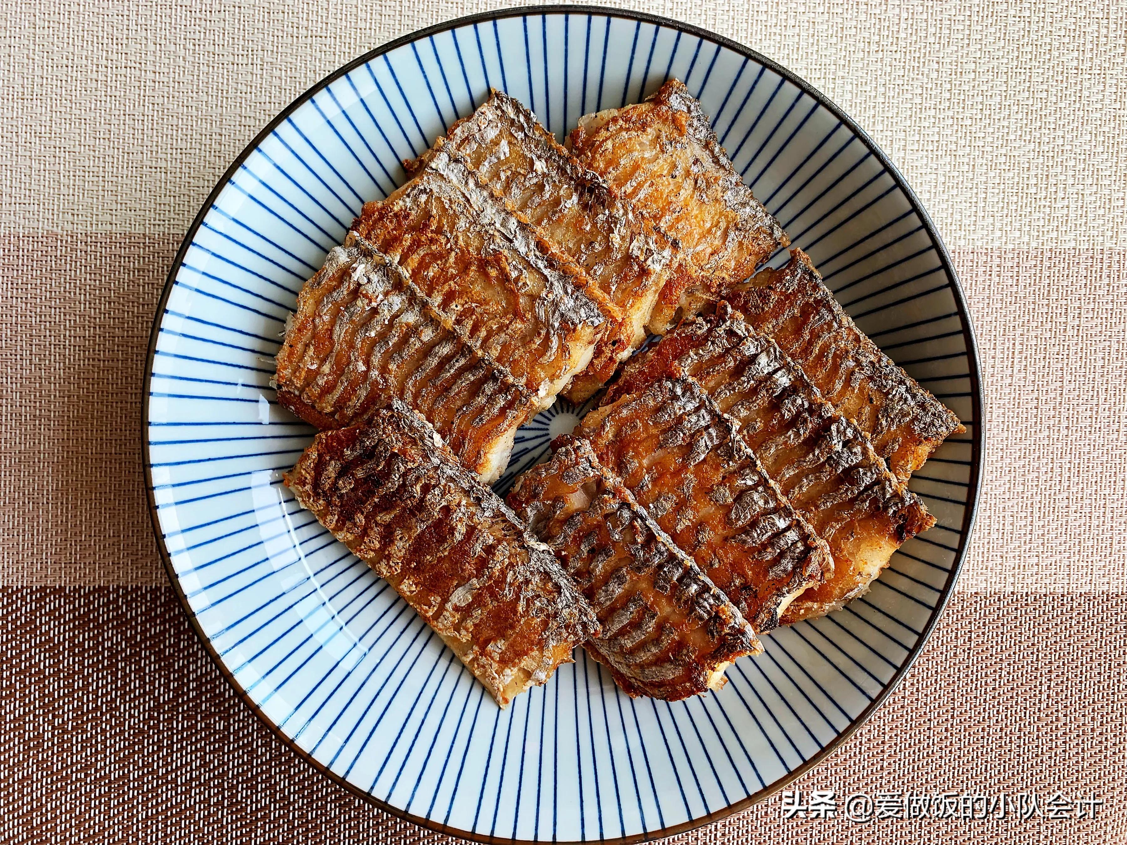 带鱼如何煎不粘锅,如何煎带鱼不粘锅的秘诀