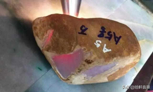 翡翠原石有籽料和山料之分没,翡翠原石如何价值最大化