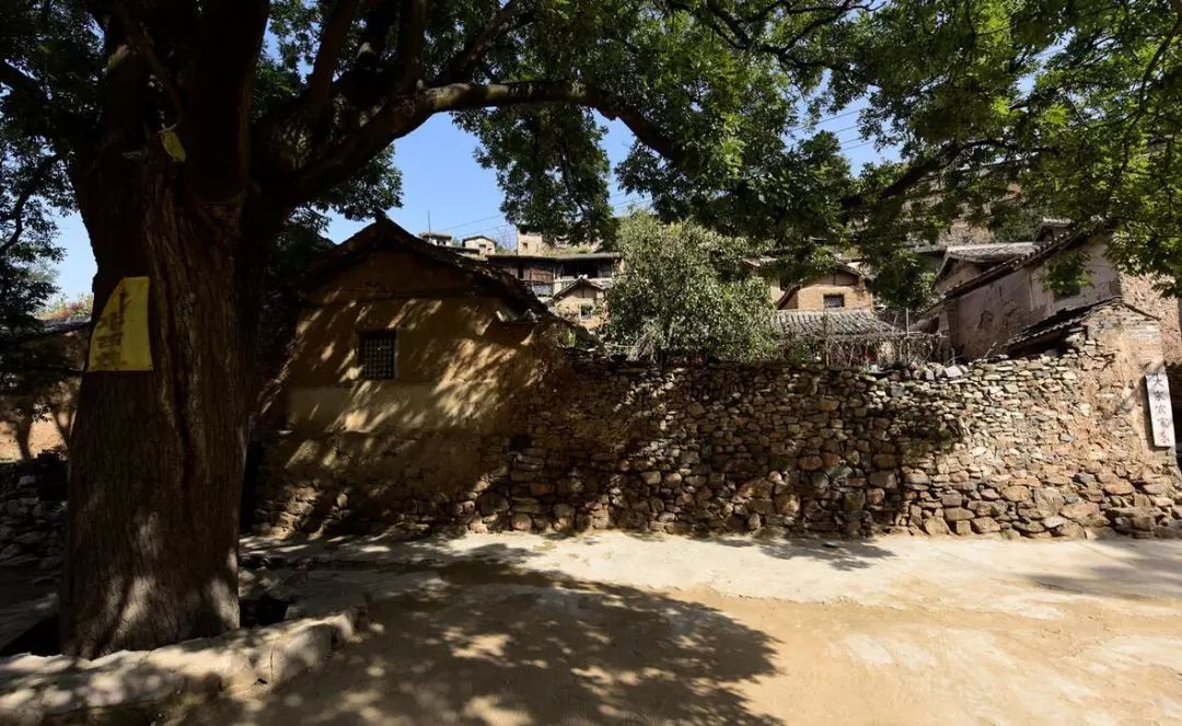 千年古村布达拉宫,太行山小布达拉宫