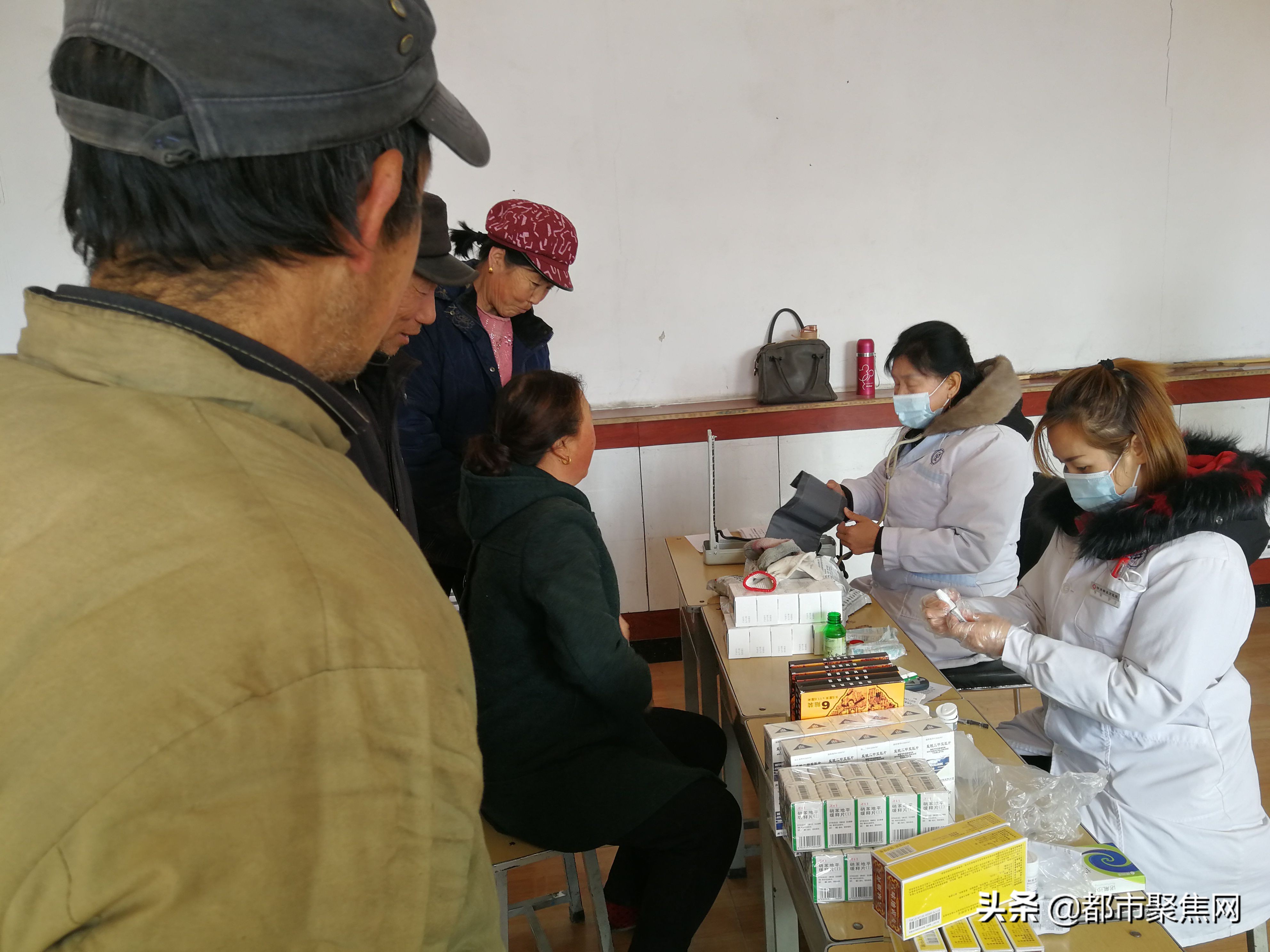 至诚大爱——忻州新东方医院赴静乐县木瓜山村开展义诊活动