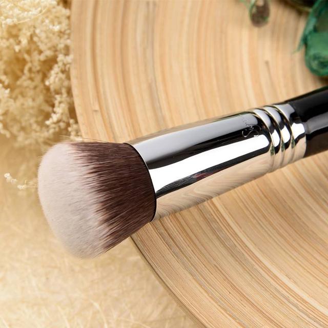 新散粉刷用不用清洗呢,散粉刷怎么清洗视频