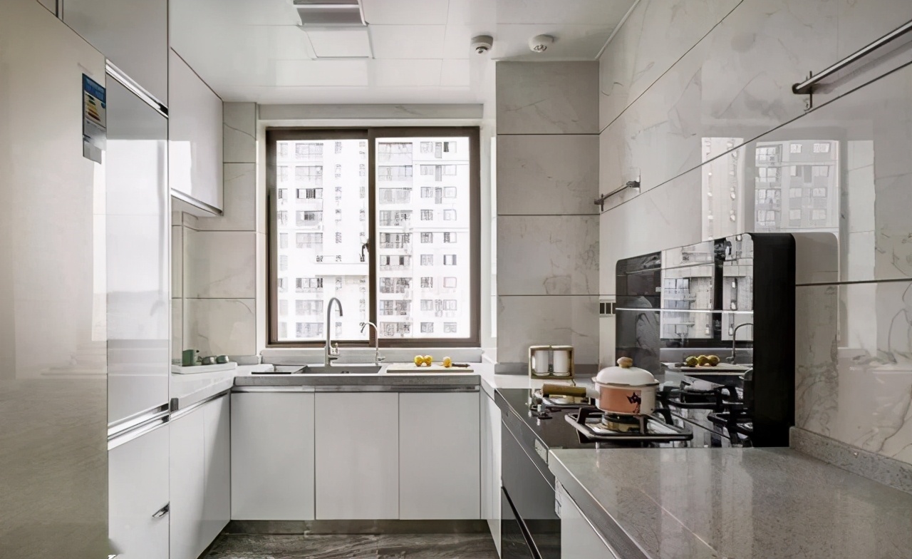 油烟机选顶吸还是集成灶,侧吸式油烟机和集成灶