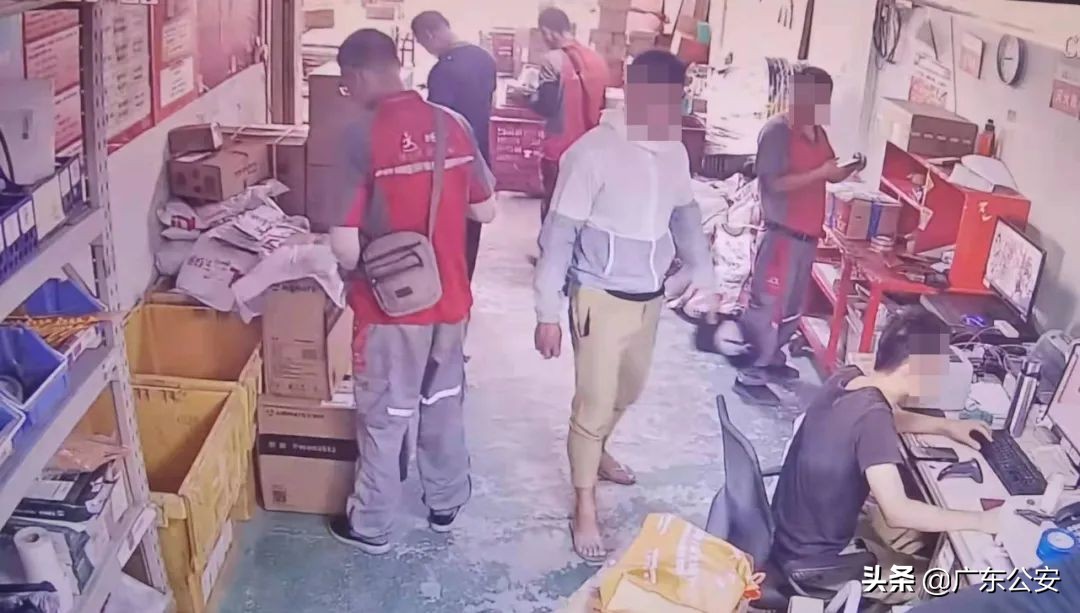 收货注意事项请知悉,收货人信息要和审核人信息一致吗