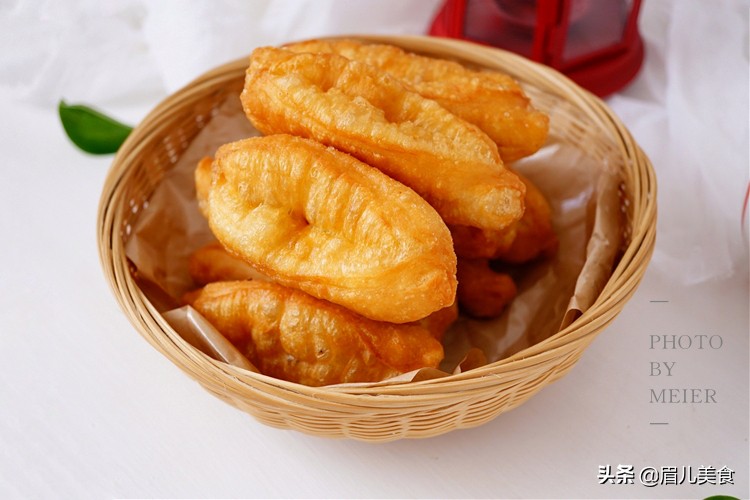 教你简单的凉皮做法不揉面不洗面,自制凉皮的做法不用酵母粉