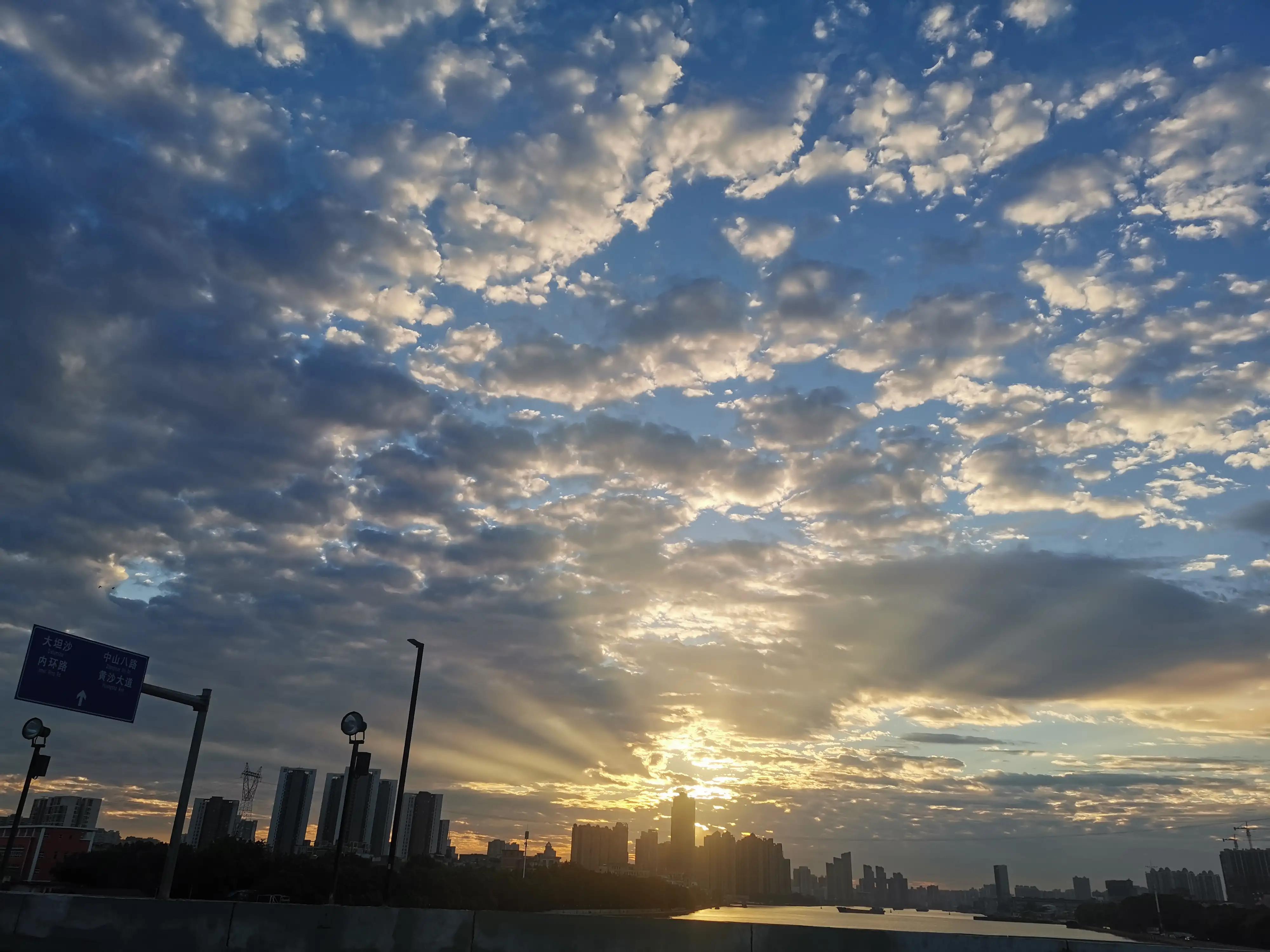 「Hwa叔说广州」桥梁篇：闪耀发展之光的华南大桥