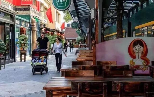 上海地铁沿线景点一日游,上海地铁11号线上海赛车场站