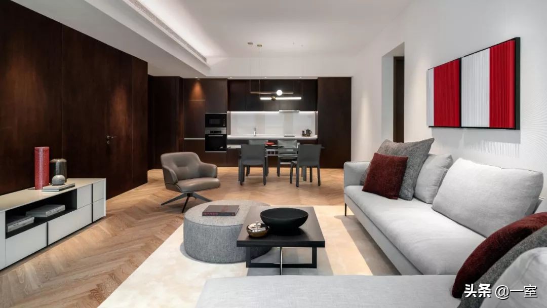 涓編鍦伴搧瀹炲姏澶k,涓編鍩庡競楂樻ゼpk