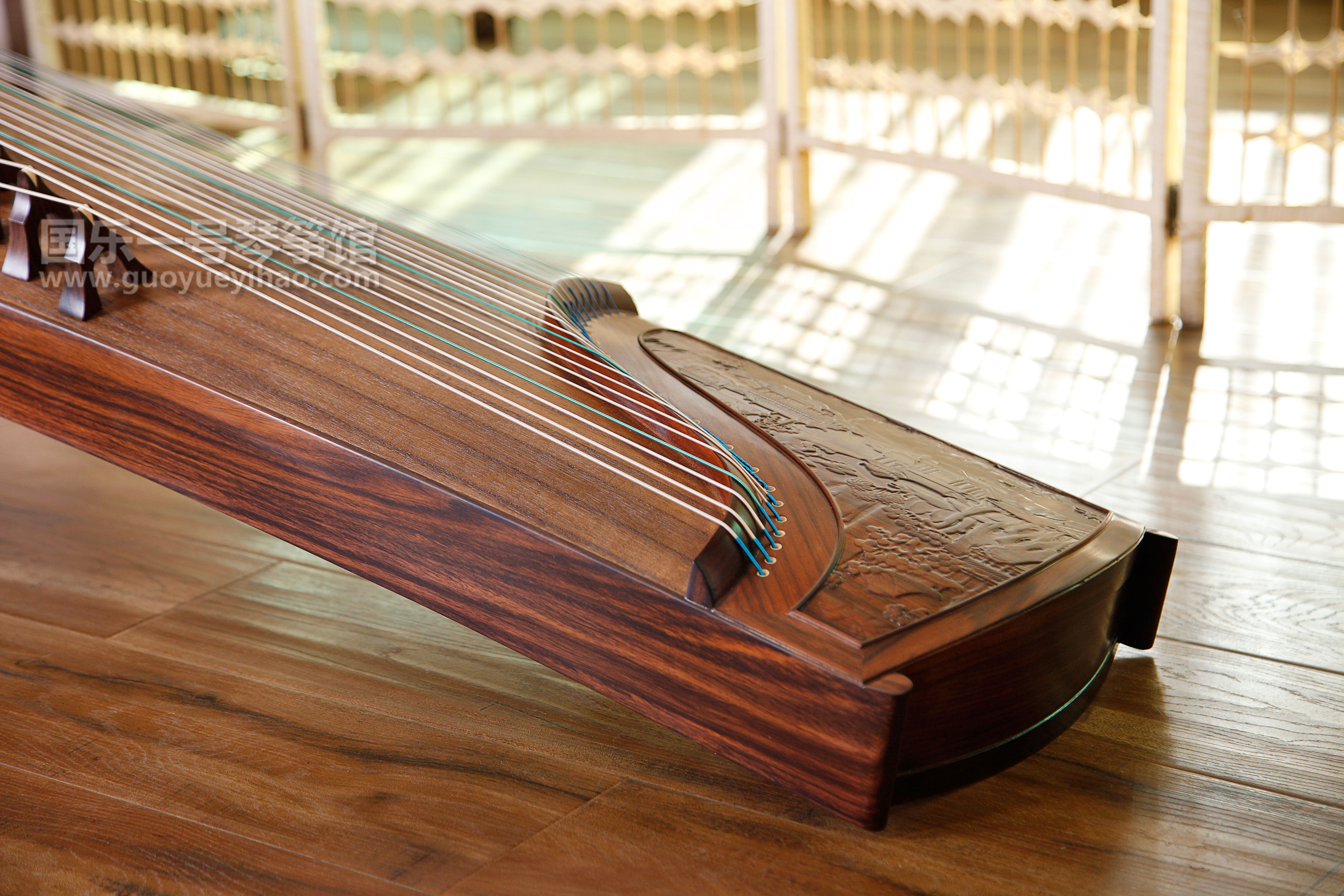 初学古筝买什么价位的古筝好,古筝的高低价格区分在哪里