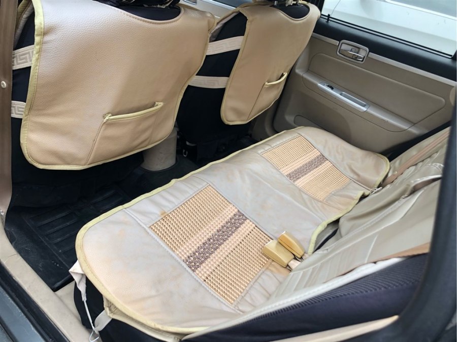 花了6万买了灵车,2010年吉利自由舰多少钱