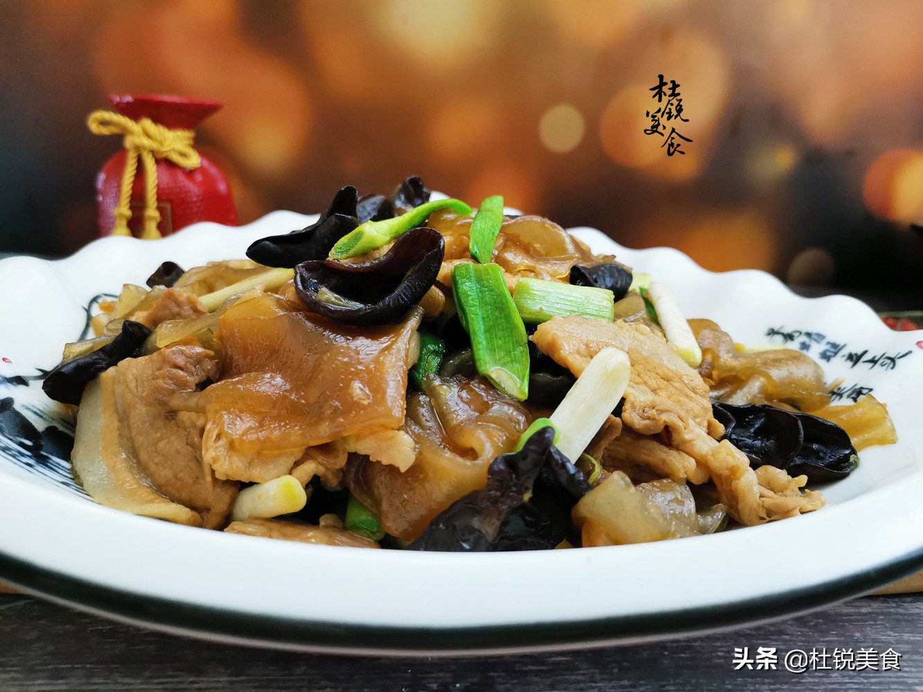 消耗囤菜,3天不吃就馋的粉皮做法,多加1步,粉皮利索还不粘