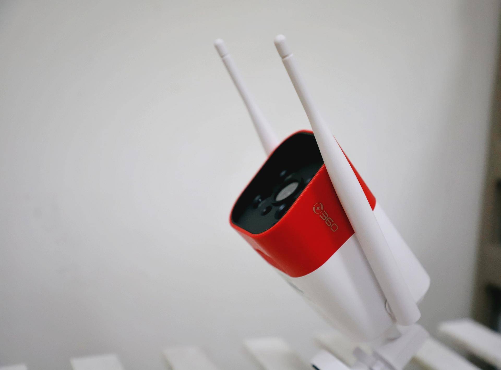 360智能摄像机红色警戒标准版,360红色警戒防水摄像头拆解