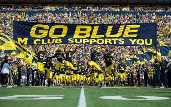 密歇根太牛！门门功课前十，科研全美顶尖，在这学四年，值了