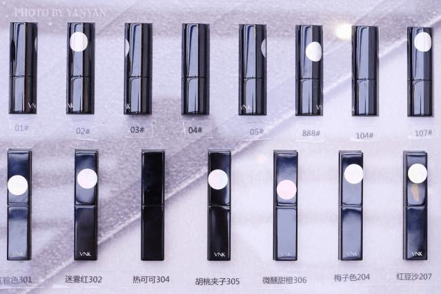 南京彩妆集合店wowcolour,有没有和wowcolour差不多的彩妆店