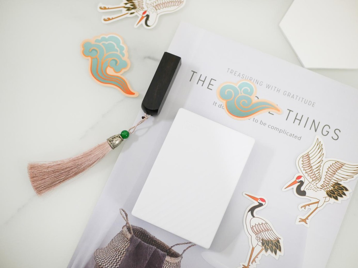 西数mypassport随行版银色,西数mypassport随行版机械硬盘