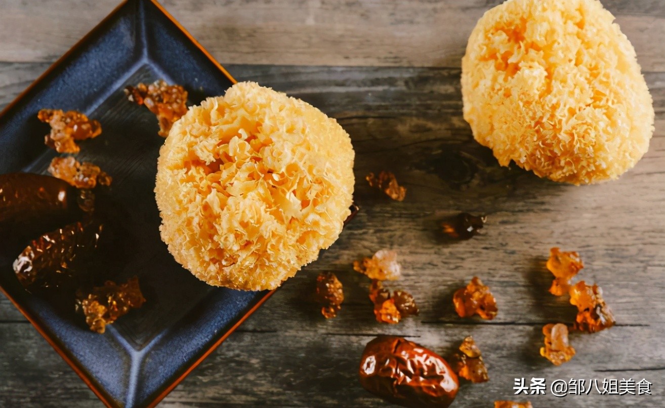 煮银耳汤提前一晚泡发怎么样,煮银耳要什么时候加西米