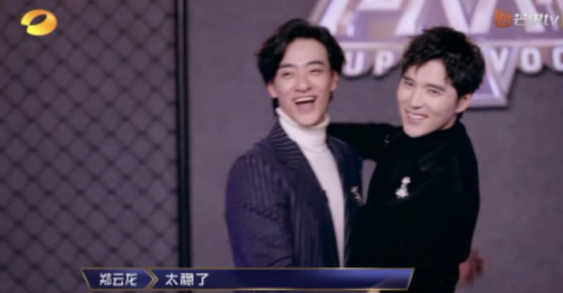 一开始我以为爱上了实力派，没想到他们还全是梗王