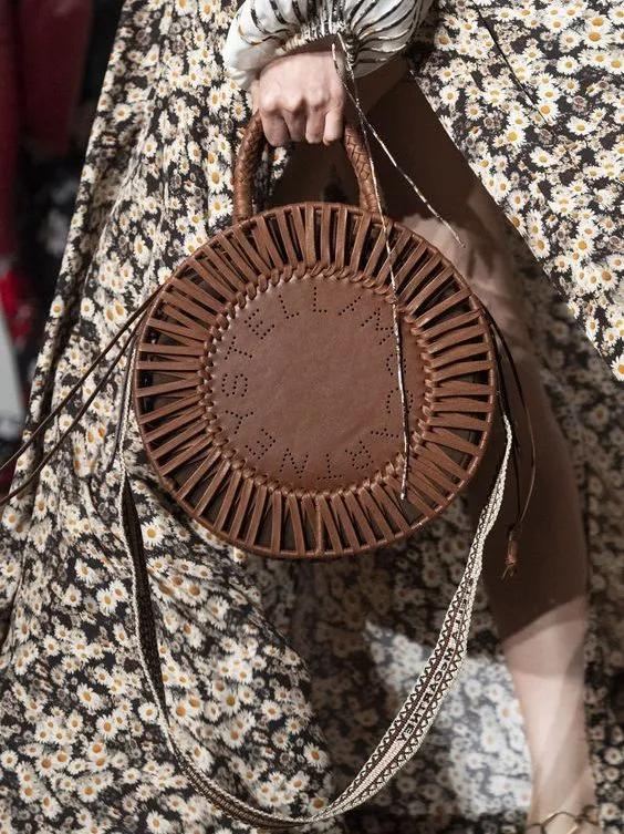 春季包包推荐小众平价品牌,小众包包百搭实用推荐品牌