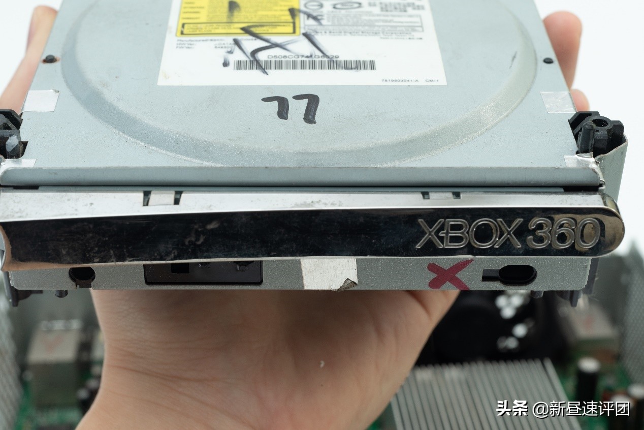xbox360白色老版怎么拆,xbox360维修视频教程