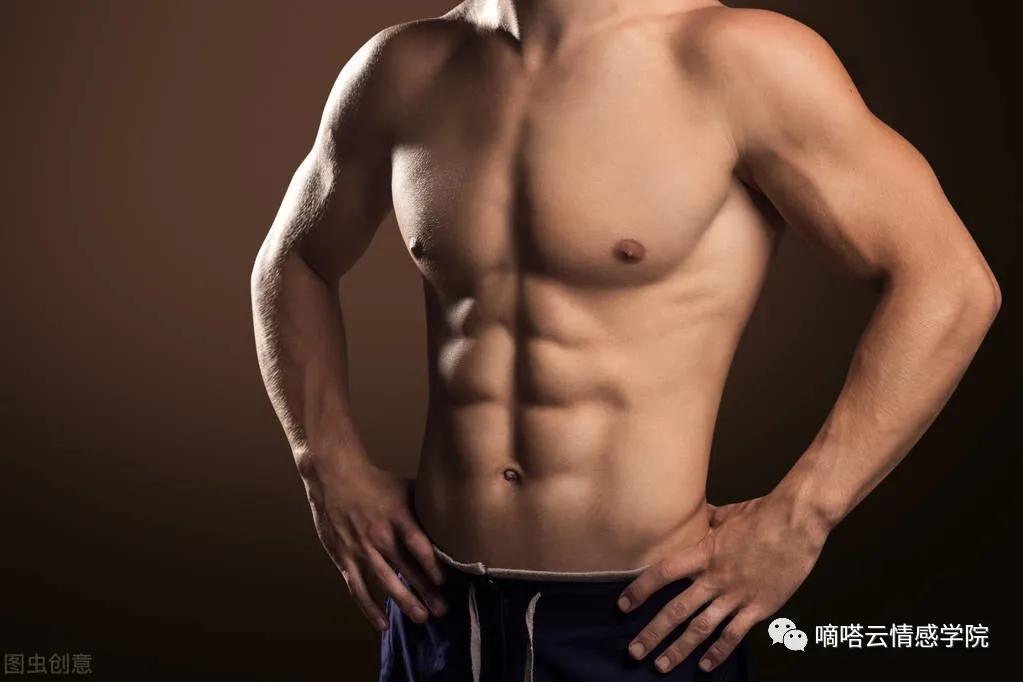 最让女生着迷的5种男生,女人对男生的态度是否喜欢你