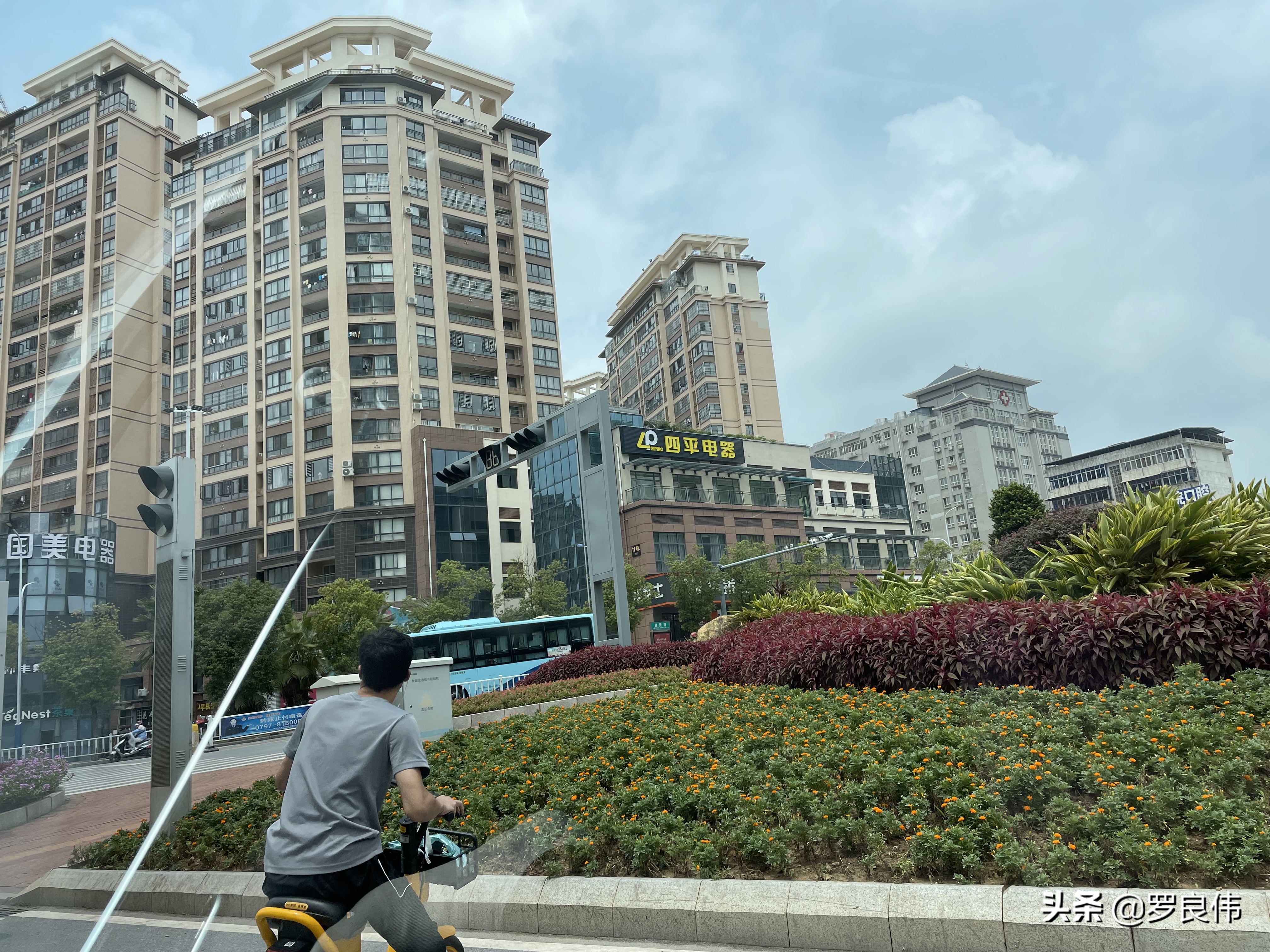 妻子离家出走八年寻情记,8年前妻子离家出走