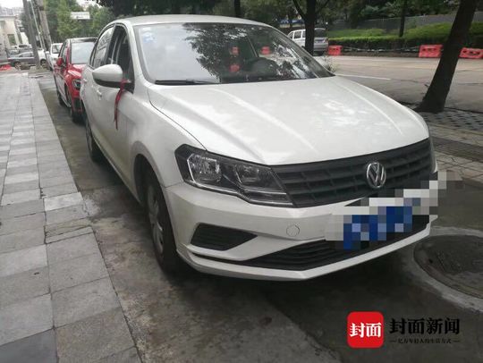 女子以租代购开车,以租代购跑网约车