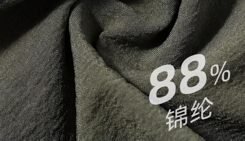 白色修身显瘦冬季裤子穿搭,冬季又显瘦又百搭的女士裤子