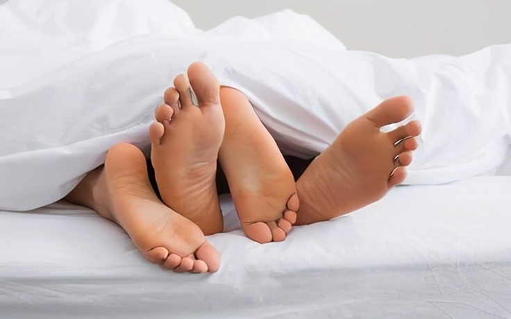 20岁小伙脚臭,25岁帅哥脚臭怎么办