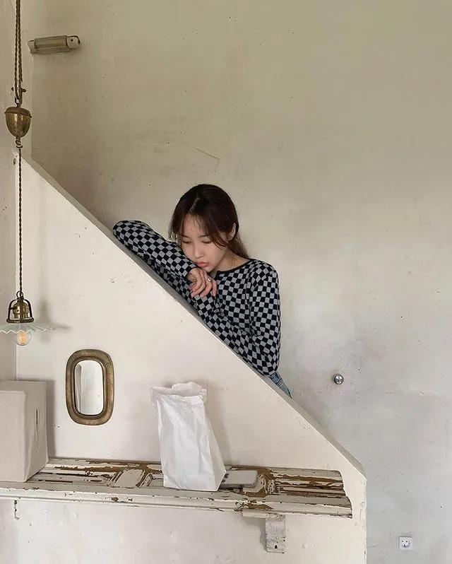 气质针织秋冬穿搭一整套,明星同款针织衫日常穿搭