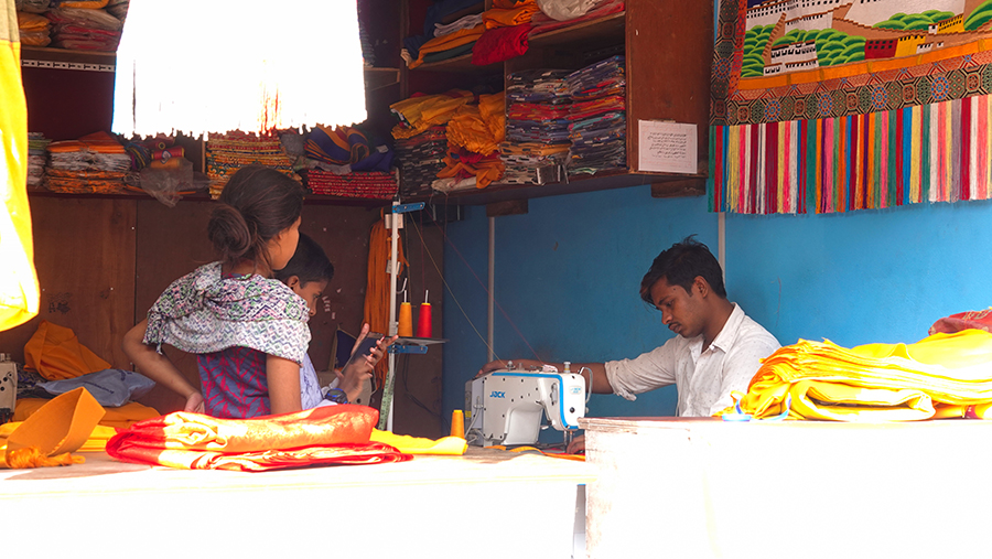 尼泊尔十堰,尼泊尔为什么这么穷