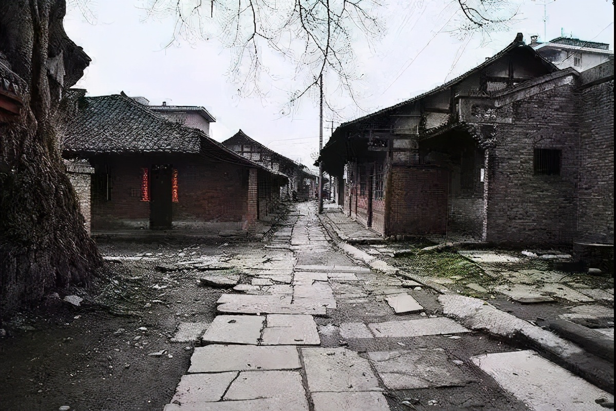 乐山古镇有哪些好吃的 (乐山攻略一日游古镇)