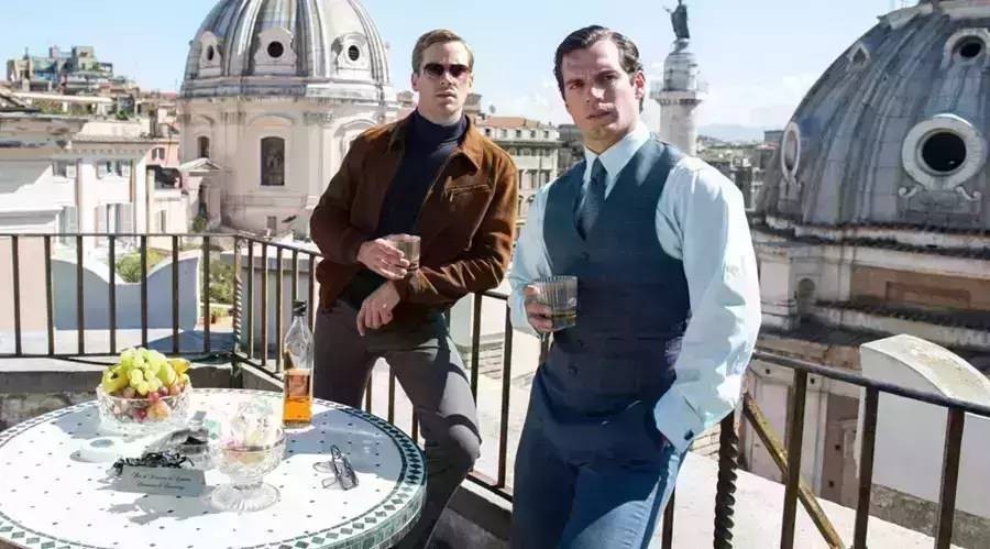 秋季马甲怎么搭配男,初秋最潮搭配马甲裙穿搭技巧