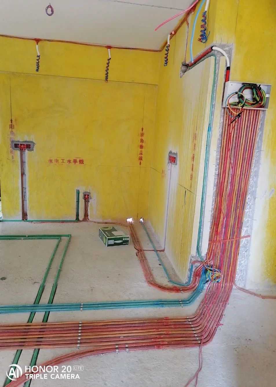 松芝管道质量怎样,PVC阻燃绝缘线管款式