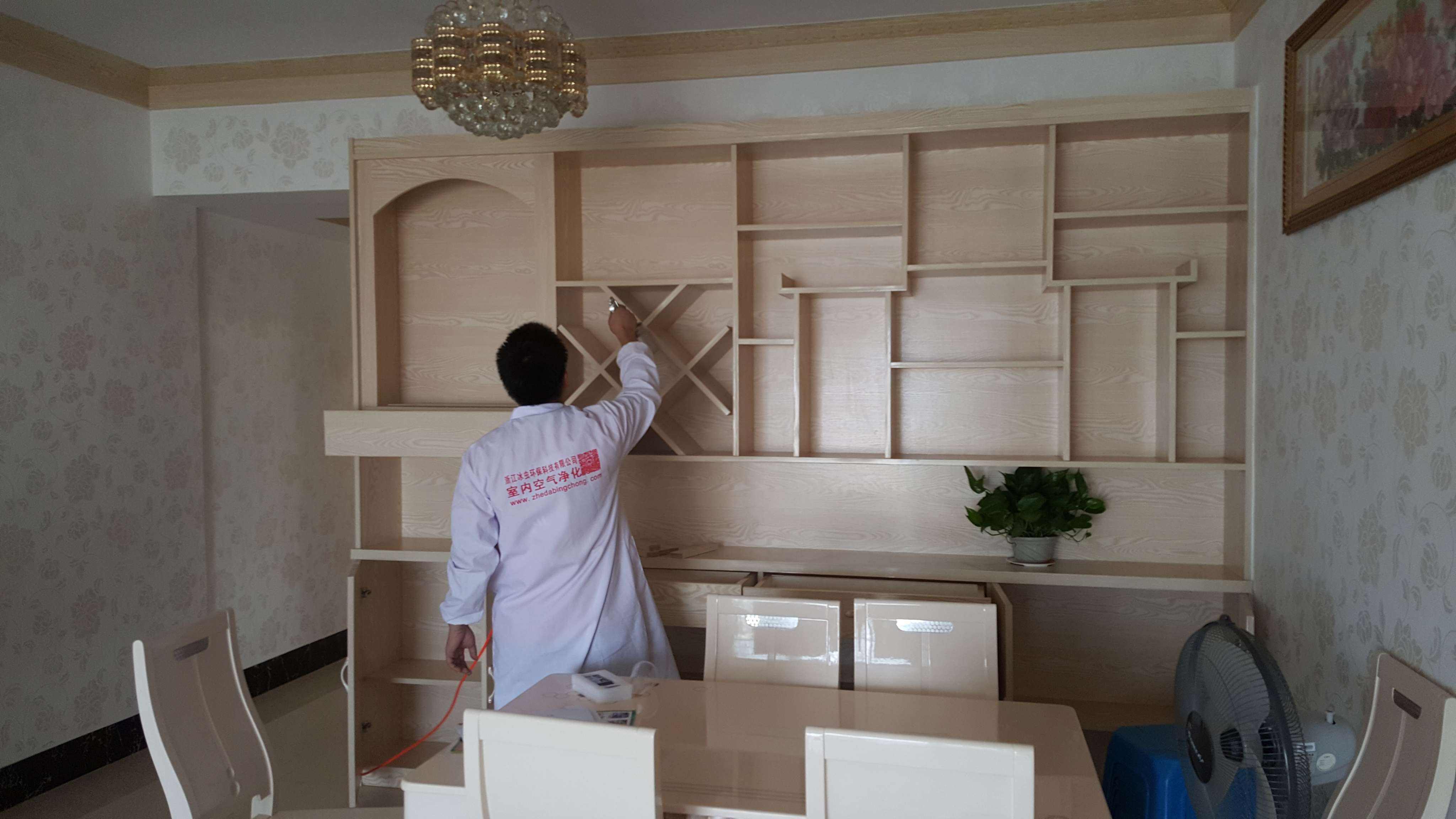 婴儿脑瘫有什么风险,樟脑丸的危害宝宝脑瘫