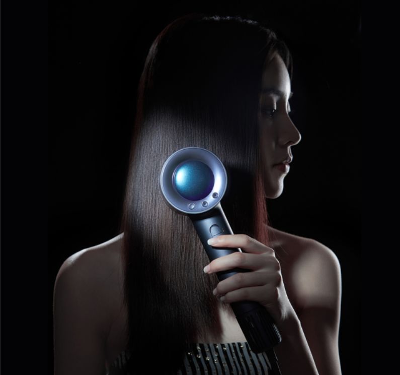 戴森吹风机摔开胶,戴森吹风机武器