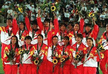 1996年亚特兰大奥运会现场直播,铿锵玫瑰奥运