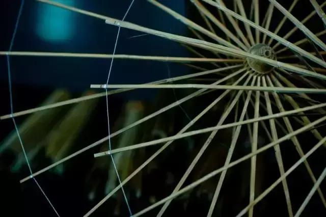 美丽的油纸伞江南水乡独特的风韵,撑一把油纸伞感受一种朦胧的美