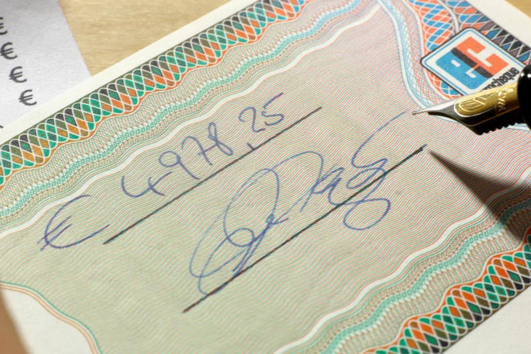 拆迁支票要怎么才能取出来,拆迁银行存单的钱怎么取出来