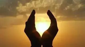 艾灸烟雾最小最佳方法,艾灸的烟处理方法