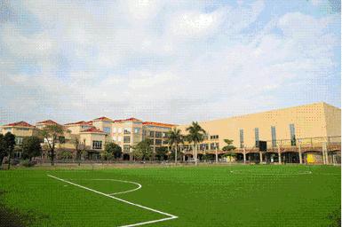 有墨西哥肉卷德国香肠，有棒球运动彩绘走秀，这个学校在干嘛？！