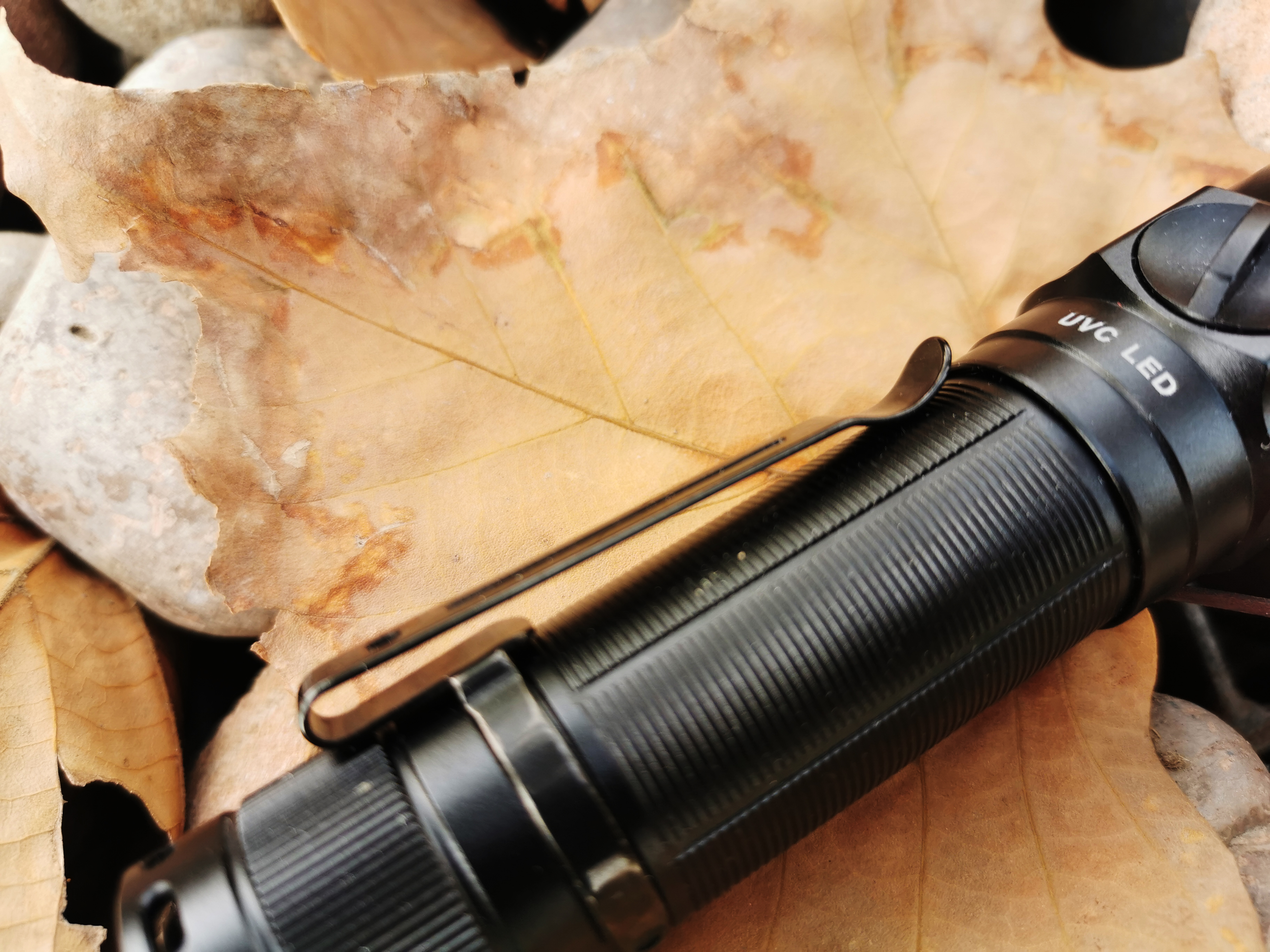 户外手电也能杀菌?FenixLD32手电化身成为抗疫EDC