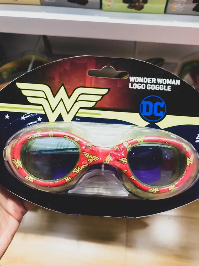 带宝宝游泳用什么泳镜,儿童初学游泳需要买泳帽吗