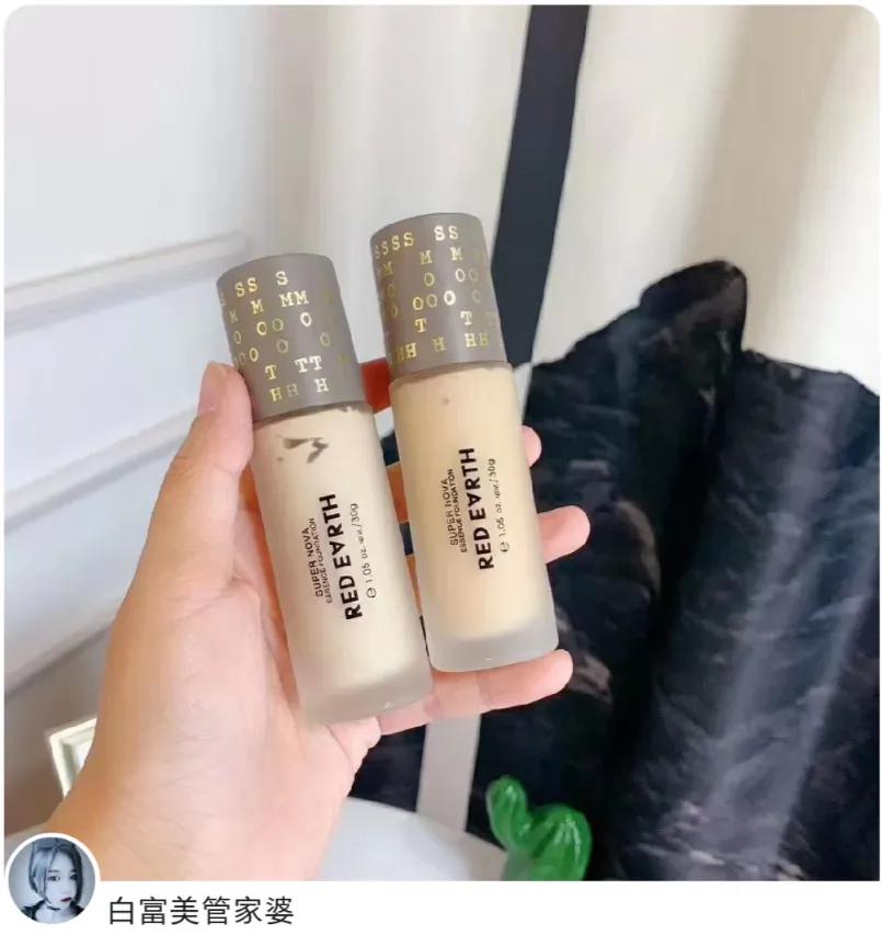 粉底液浮粉化妆师,粉底液遮瑕持久新手化妆