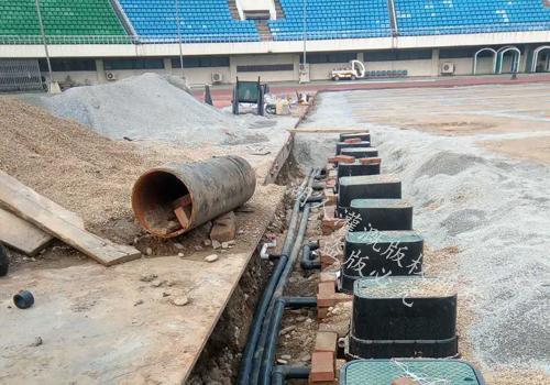 草坪自动喷淋系统喷头原理,公园草坪喷淋系统施工材料