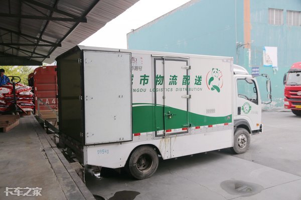 重载版轻卡蓝牌190马力翻斗,能拉重载的4米2蓝牌轻卡厢货